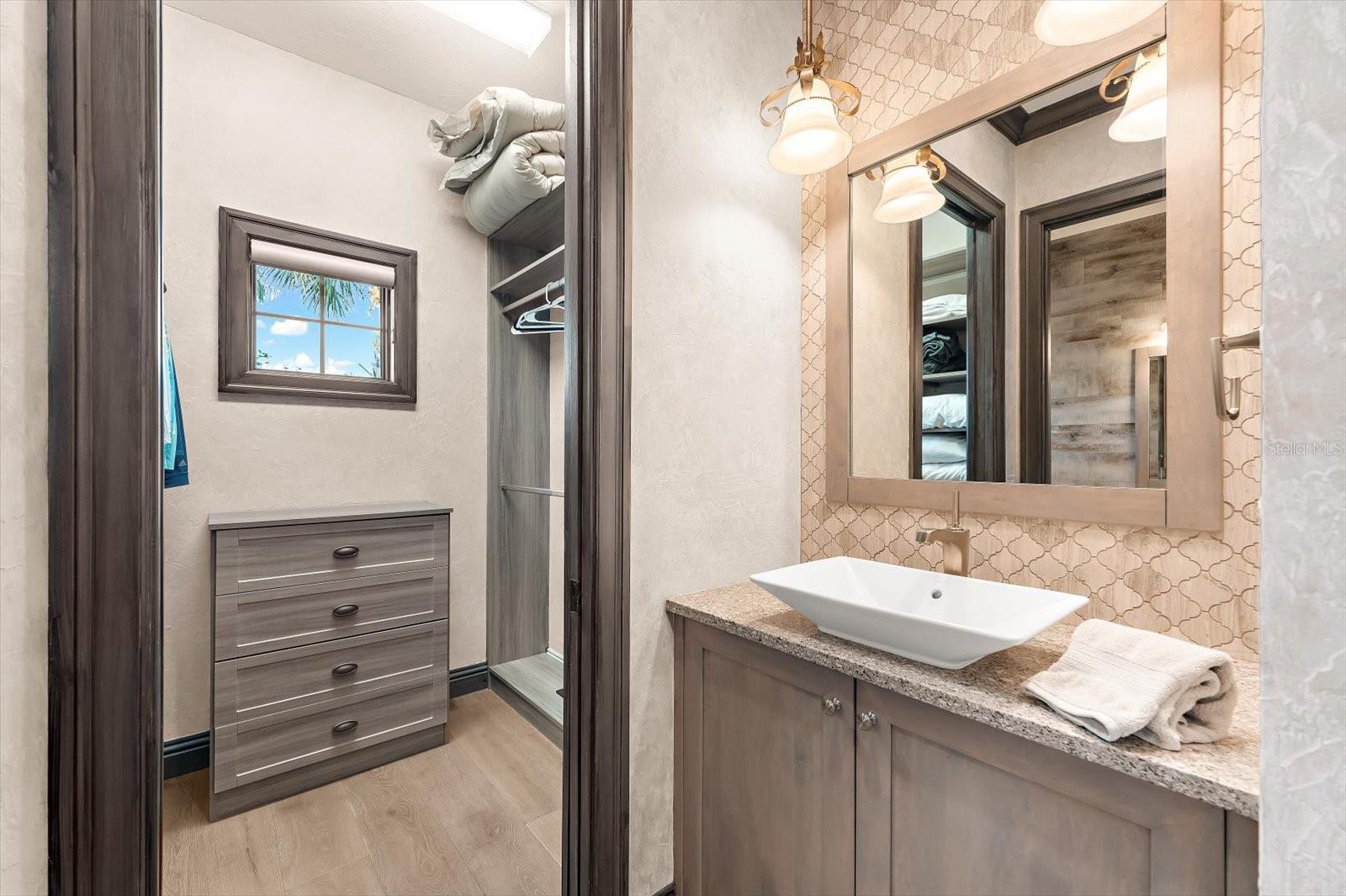 Image 65 of 100 For 20906 Parkstone Terrace