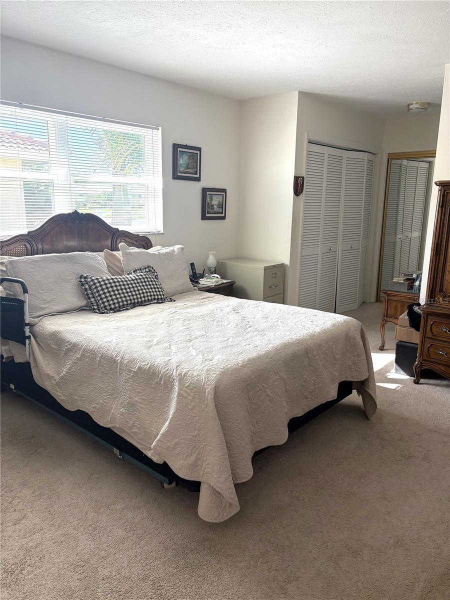 Image 20 of 25 For 124 Matisse Circle W