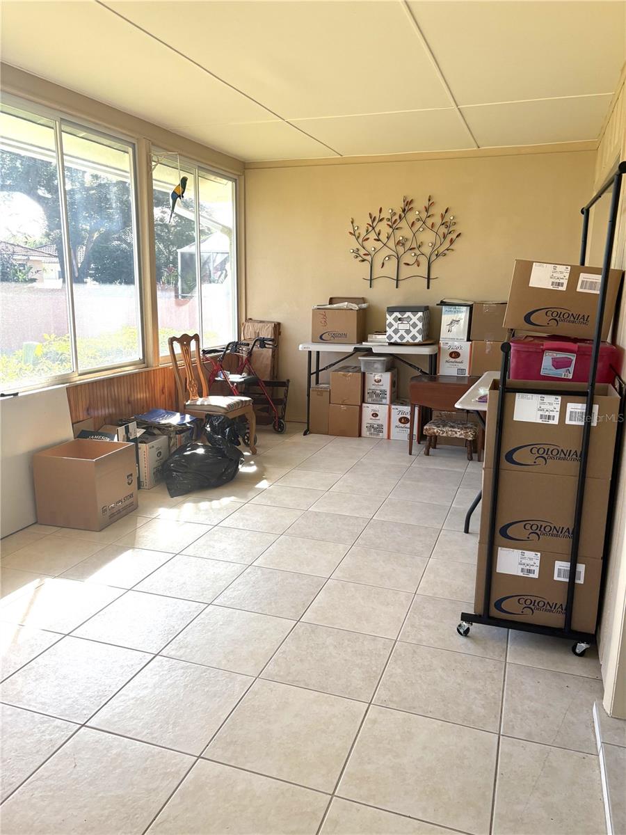 Image 23 of 25 For 124 Matisse Circle W