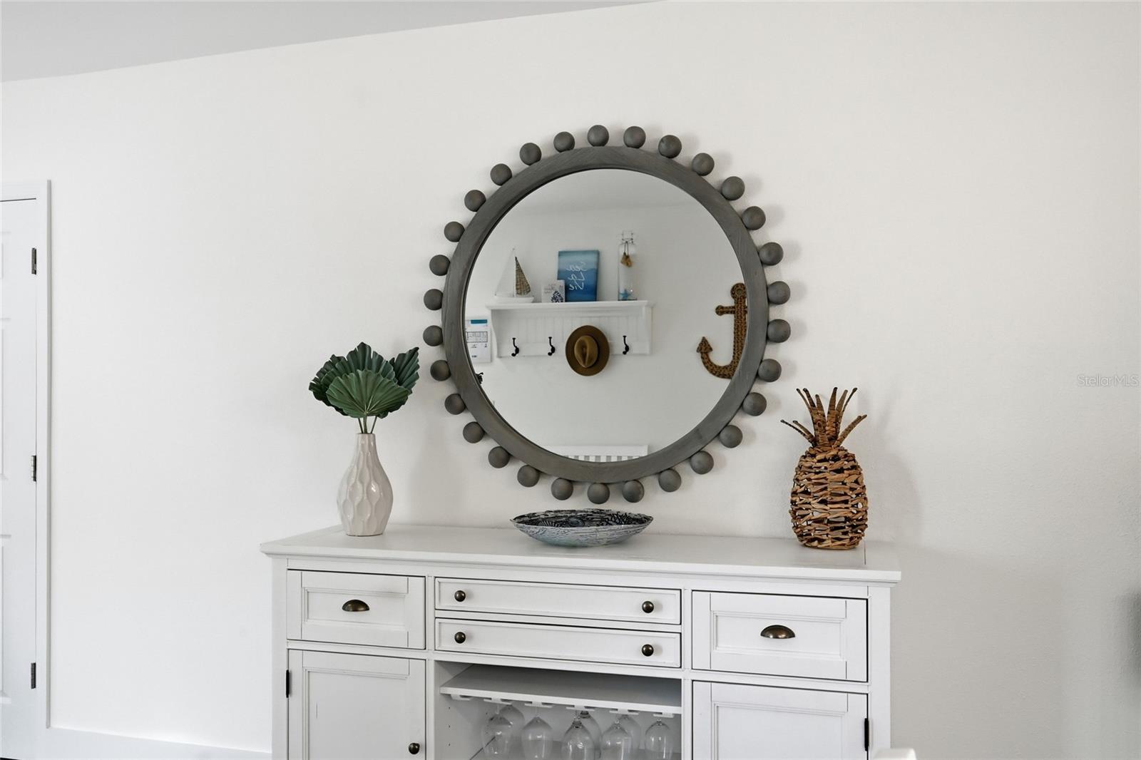 Image 15 of 47 For 912 Shore Drive