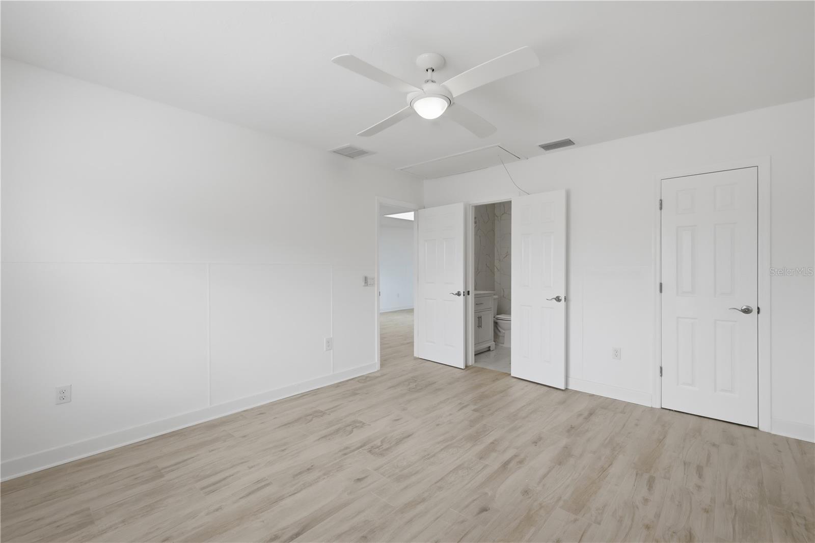 Image 16 of 38 For 462 63rd Street