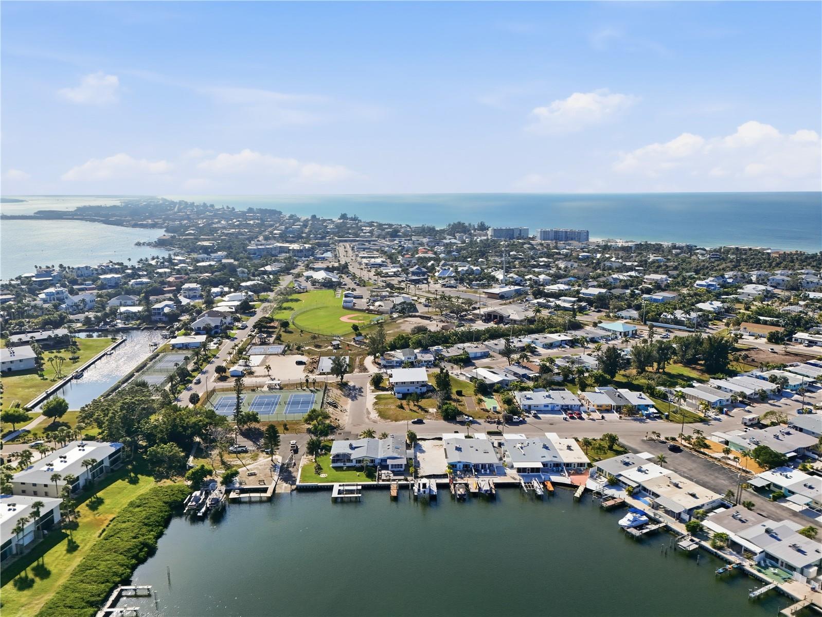 Image 29 of 38 For 462 63rd Street