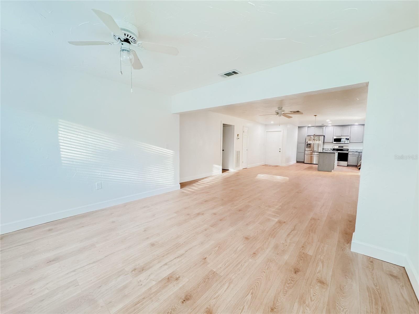 Image 14 of 35 For 914 Faith Circle