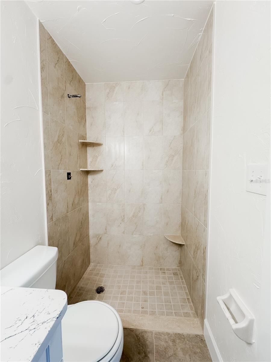 Image 19 of 35 For 914 Faith Circle