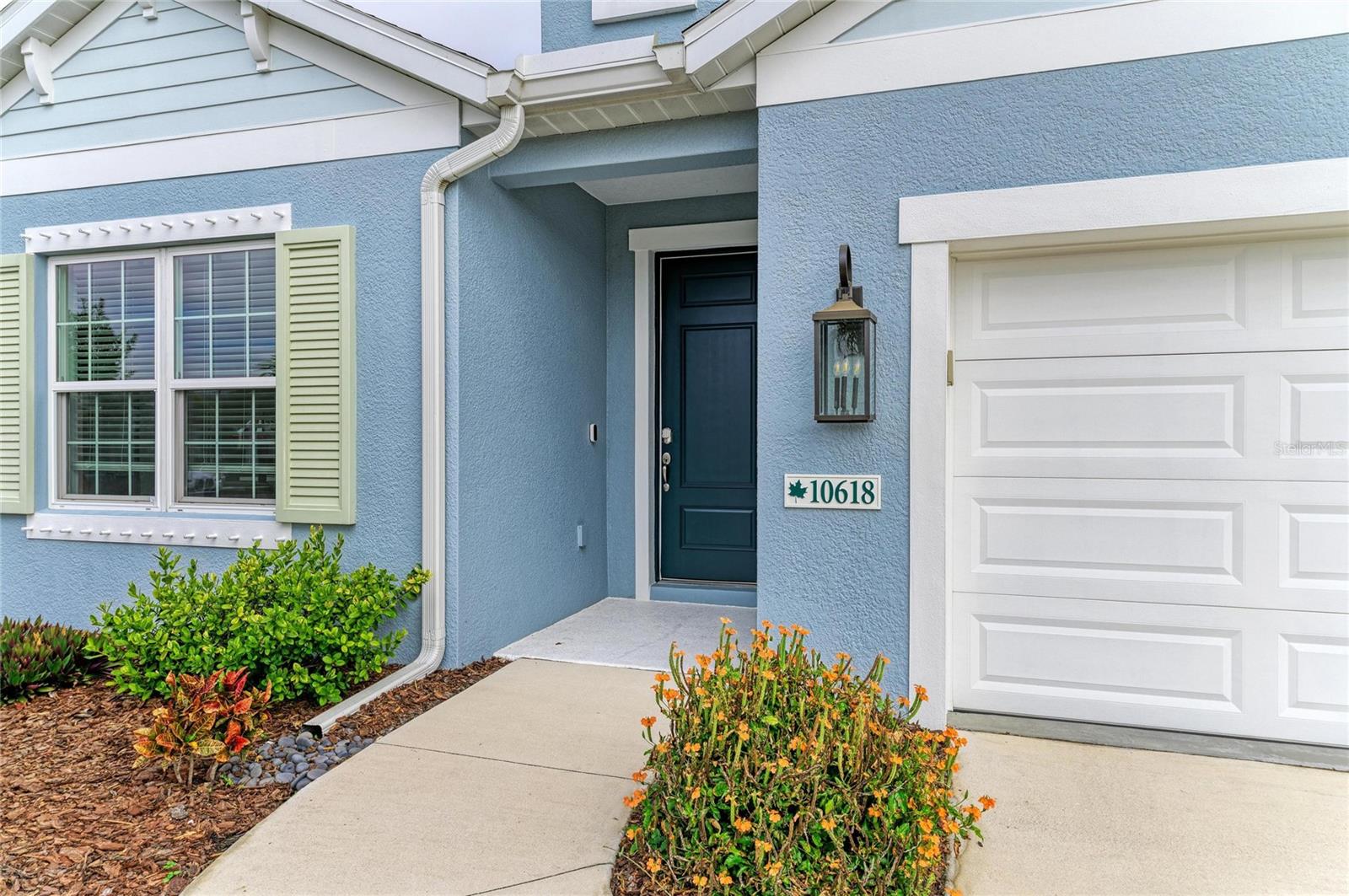 Image 4 of 67 For 10618 Crooked Creek Court