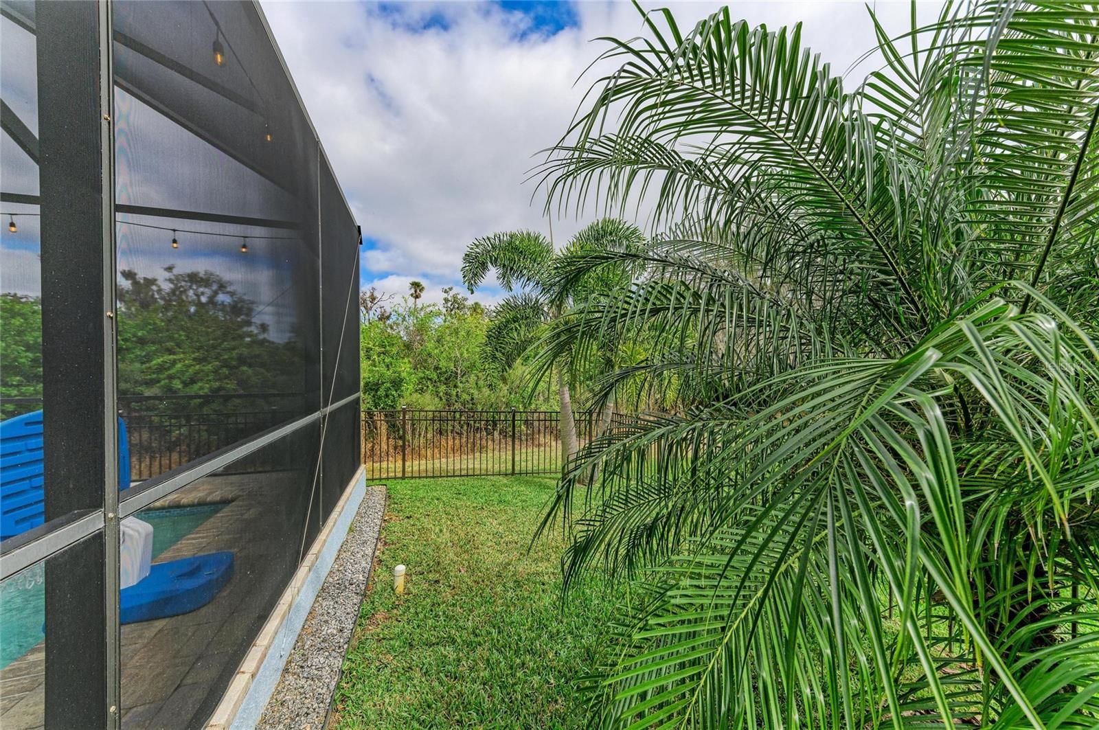 Image 48 of 67 For 10618 Crooked Creek Court