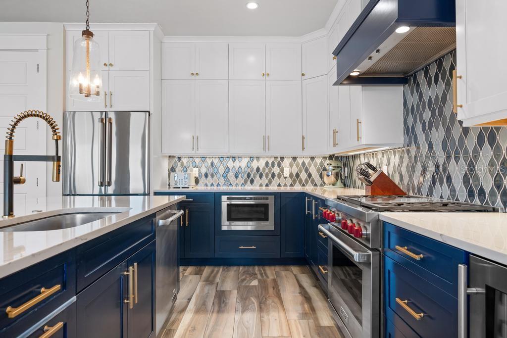 Image 12 of 83 For 915 Shore Drive