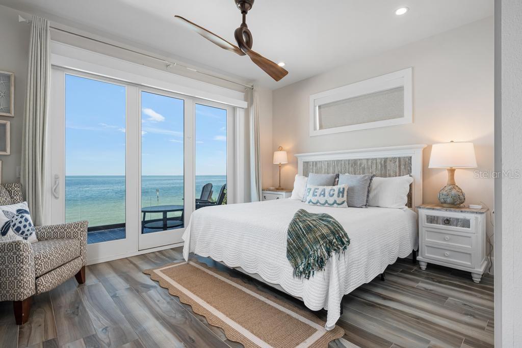 Image 34 of 83 For 915 Shore Drive