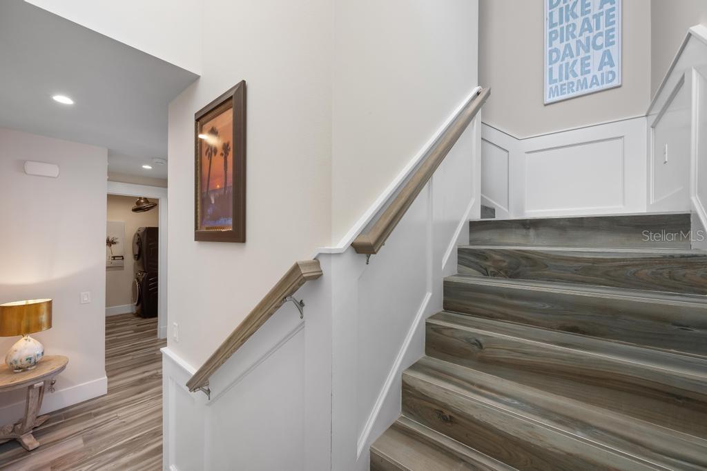 Image 41 of 83 For 915 Shore Drive