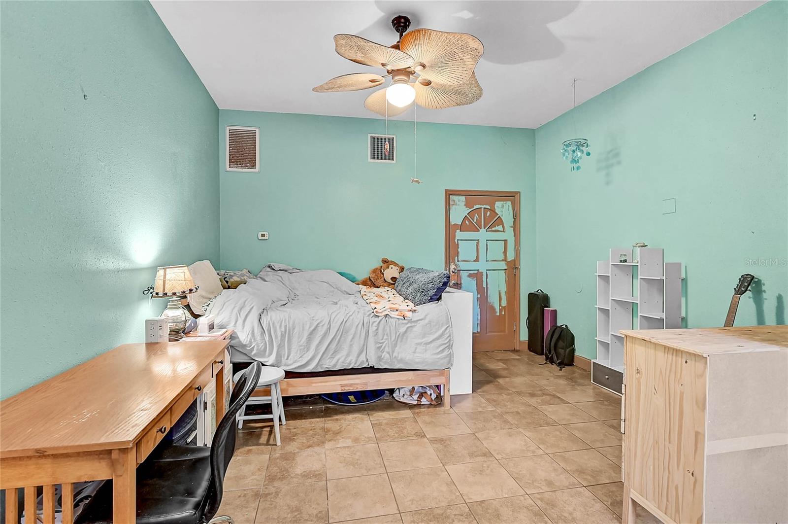 Image 28 of 51 For 678 Faith Avenue