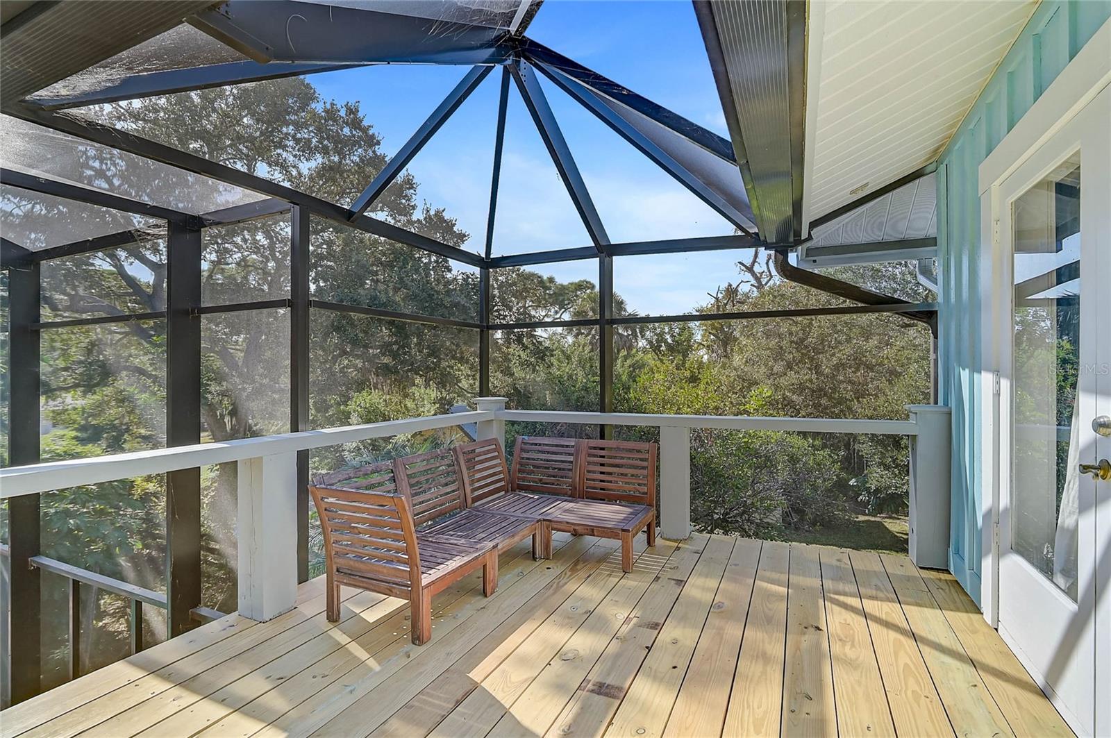 Image 30 of 51 For 678 Faith Avenue