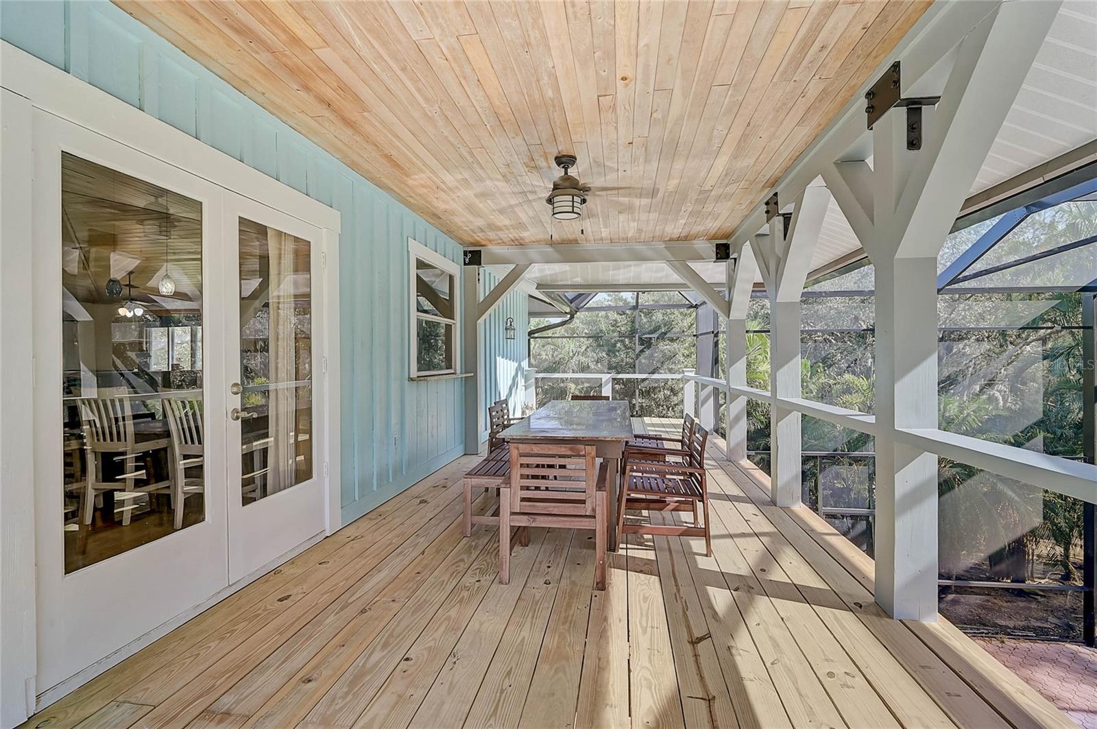 Image 32 of 51 For 678 Faith Avenue