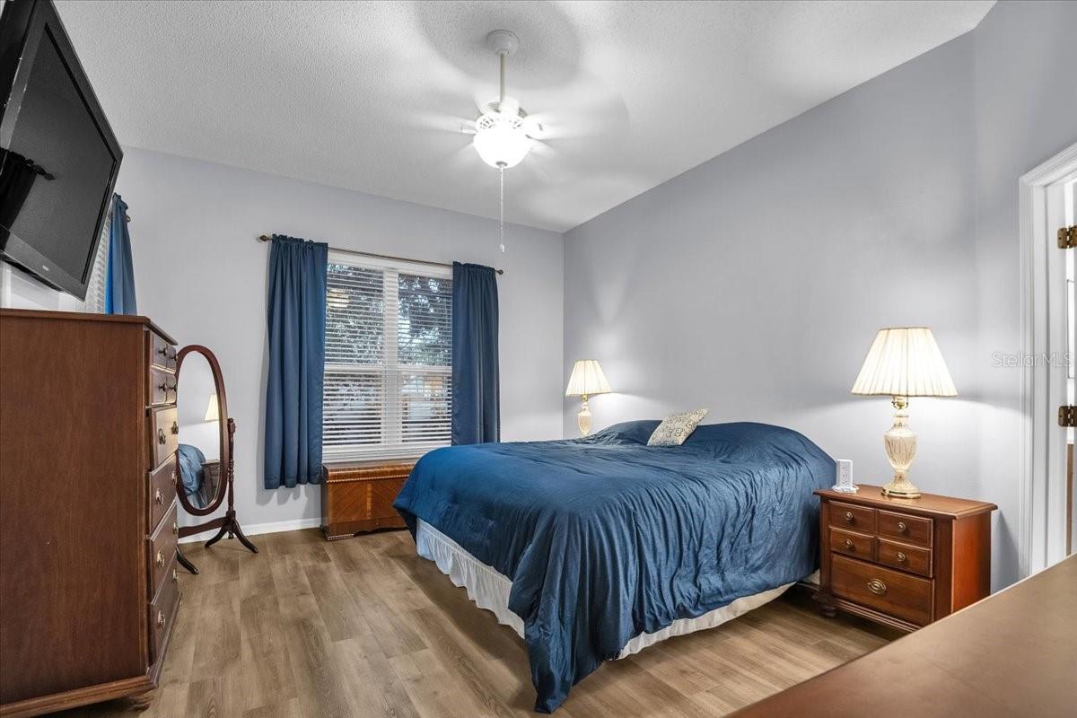 Image 41 of 49 For 5127 44th Street W