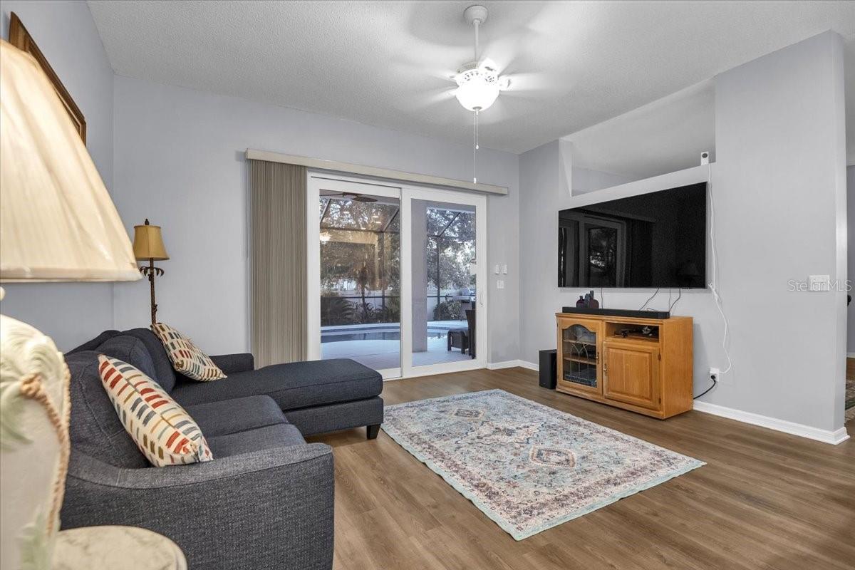 Image 7 of 49 For 5127 44th Street W