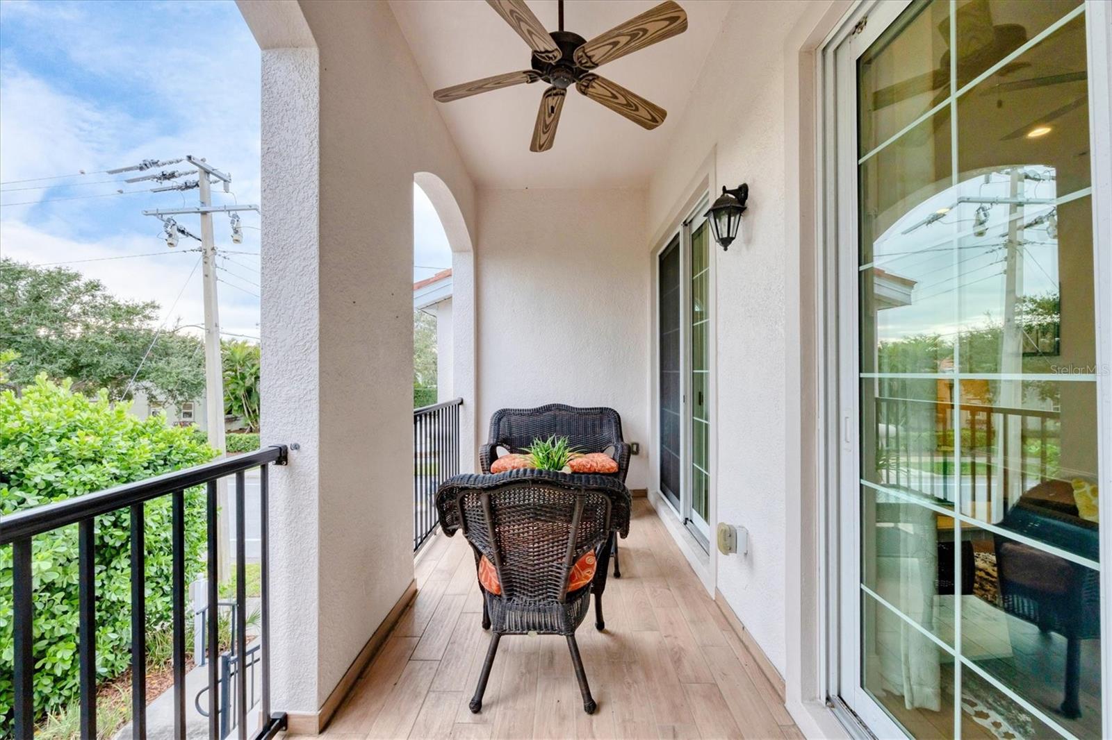 Image 10 of 70 For 455 Nokomis Avenue S 455