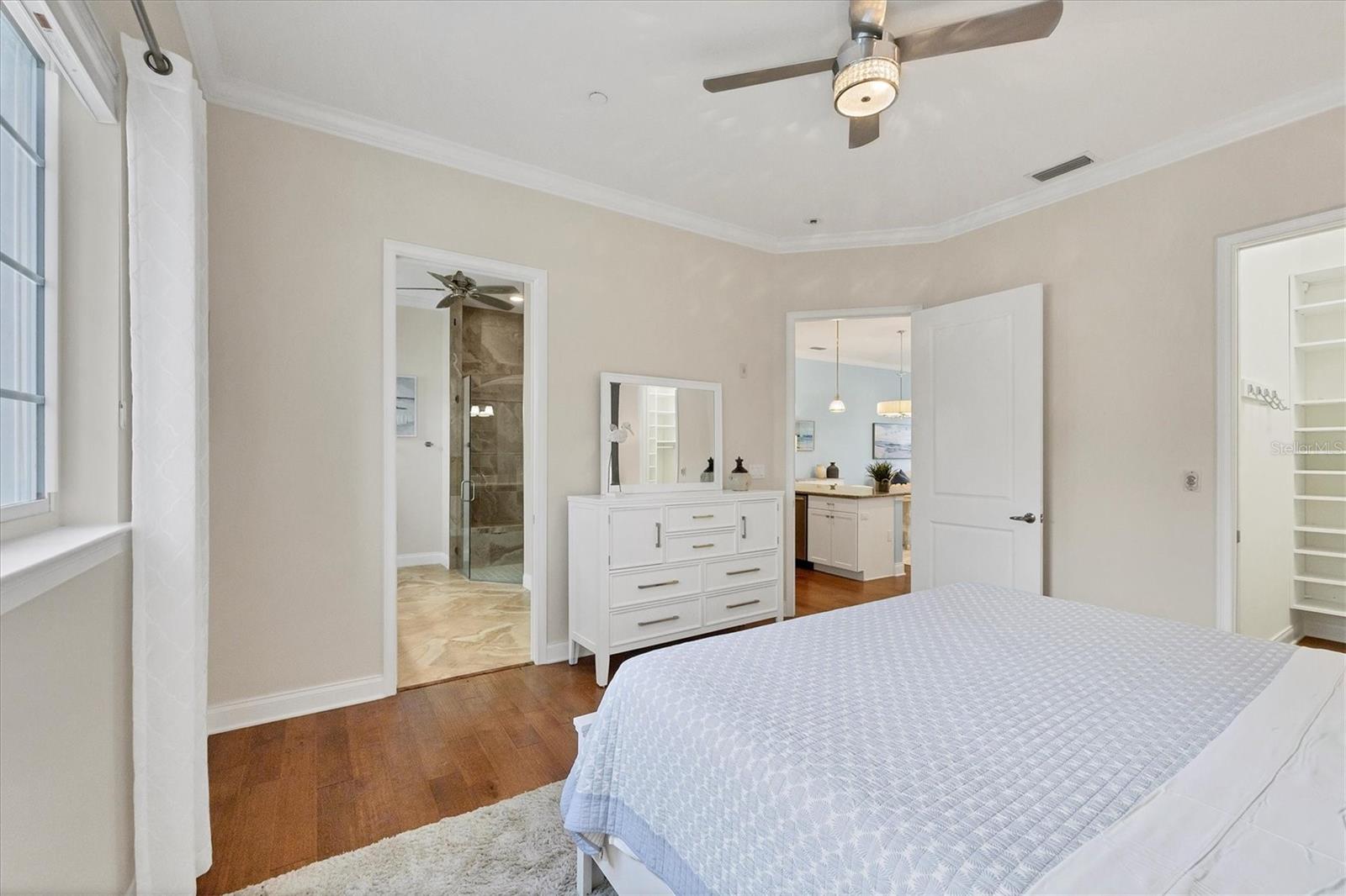 Image 21 of 70 For 455 Nokomis Avenue S 455