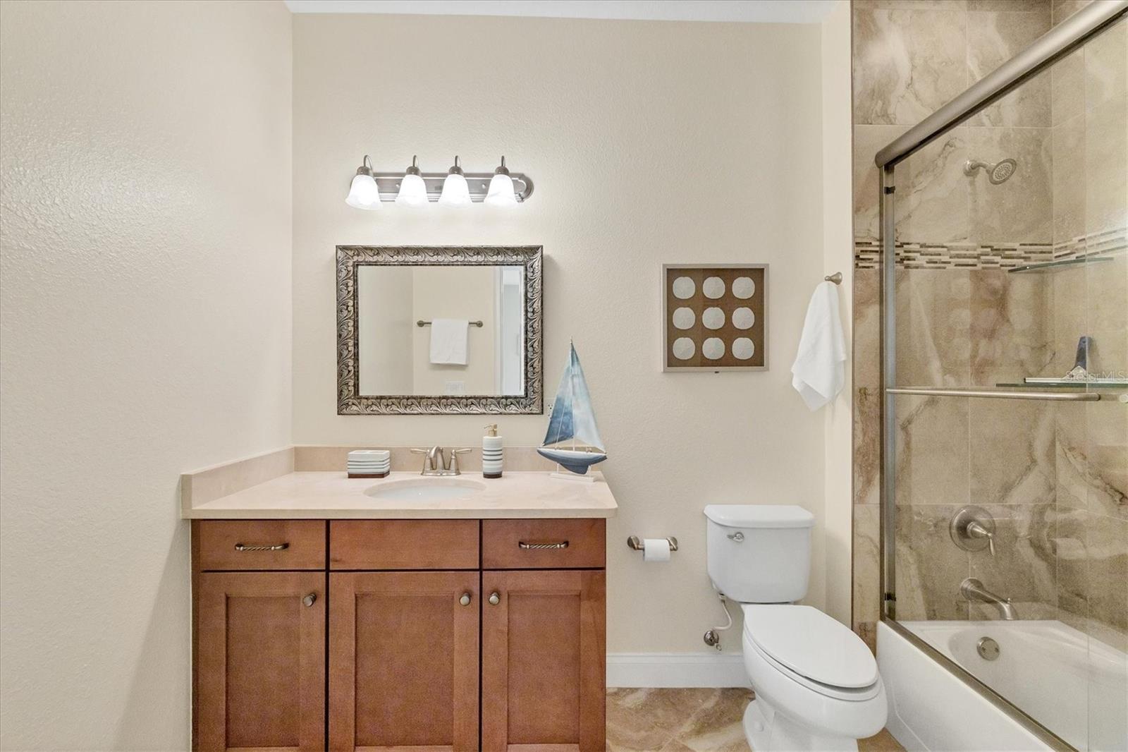 Image 31 of 70 For 455 Nokomis Avenue S 455