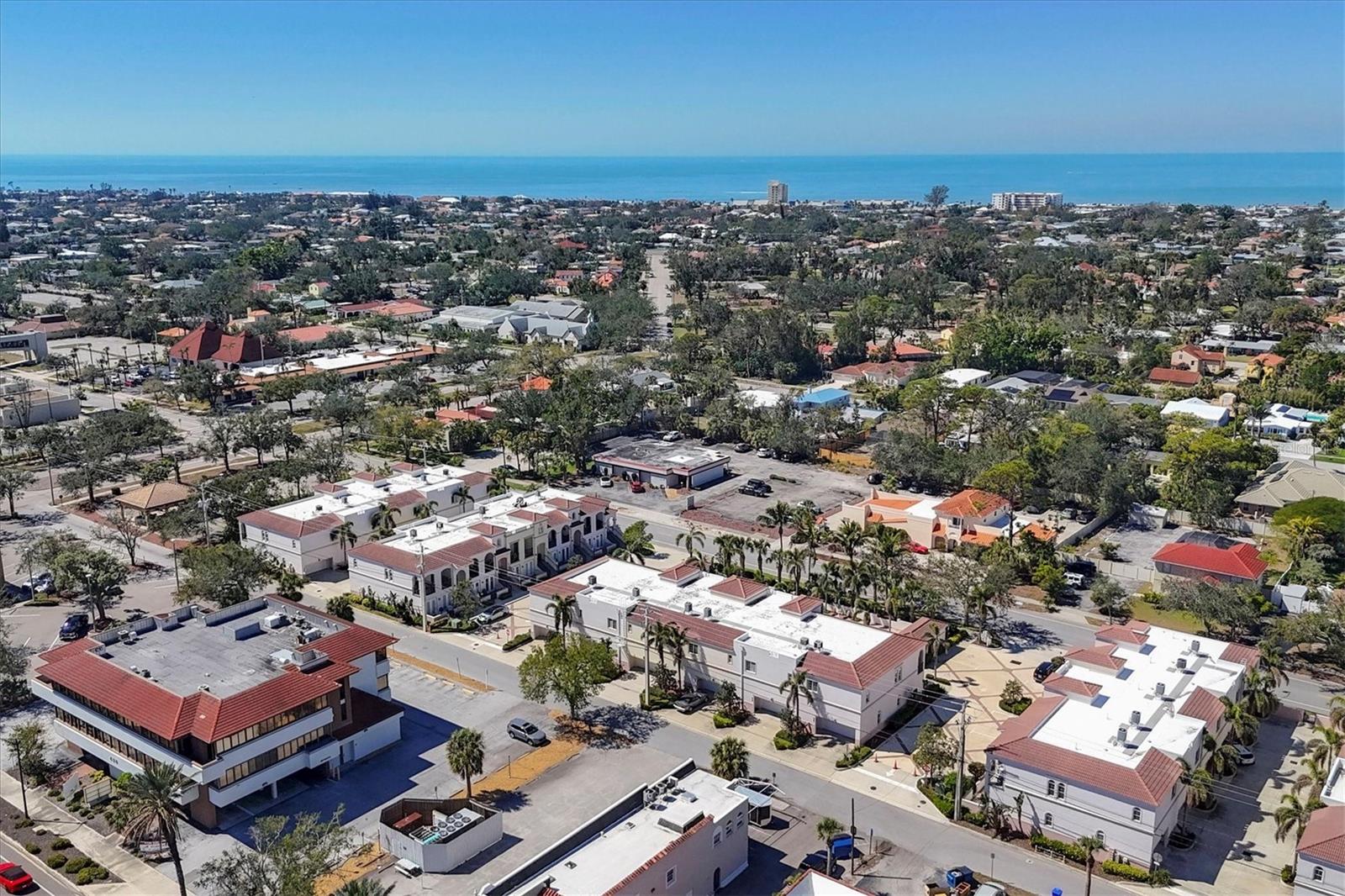 Image 41 of 70 For 455 Nokomis Avenue S 455