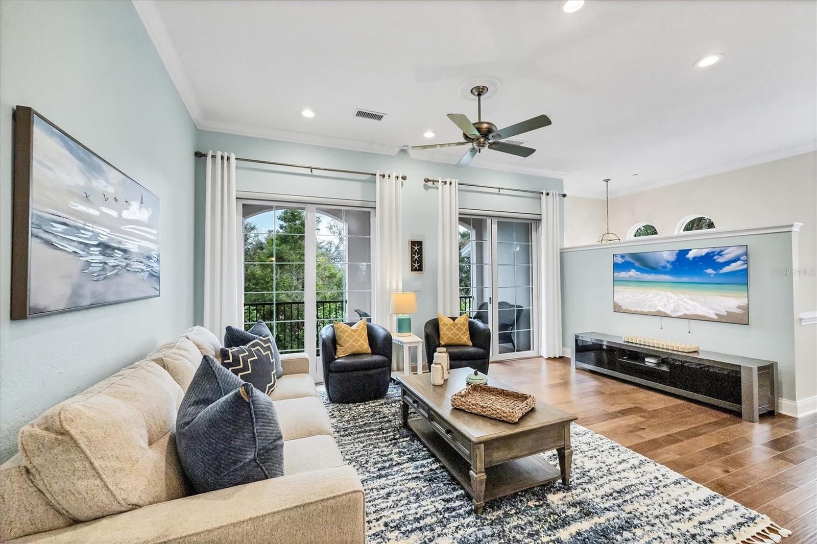 Image 7 of 70 For 455 Nokomis Avenue S 455