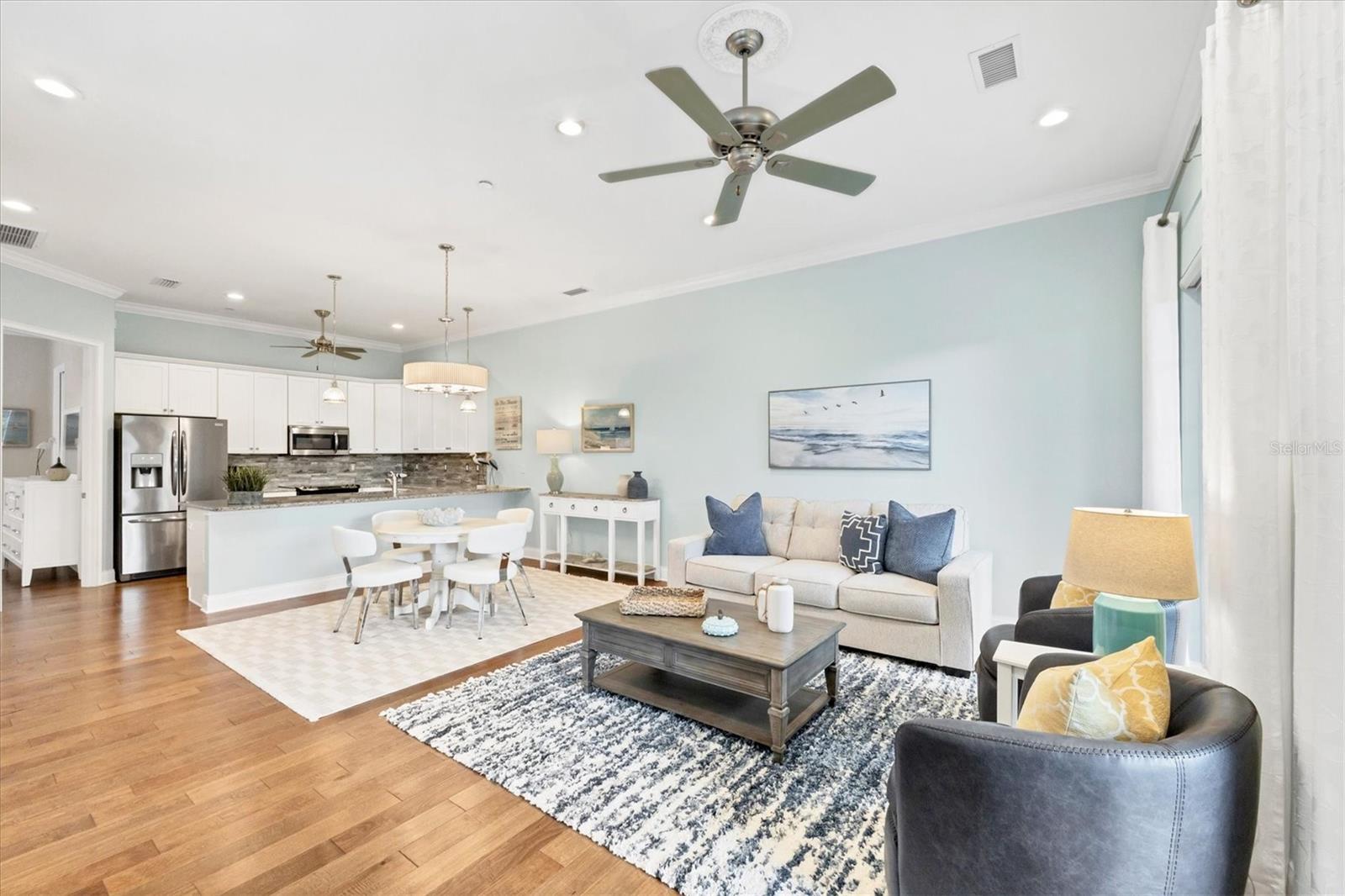 Image 9 of 70 For 455 Nokomis Avenue S 455