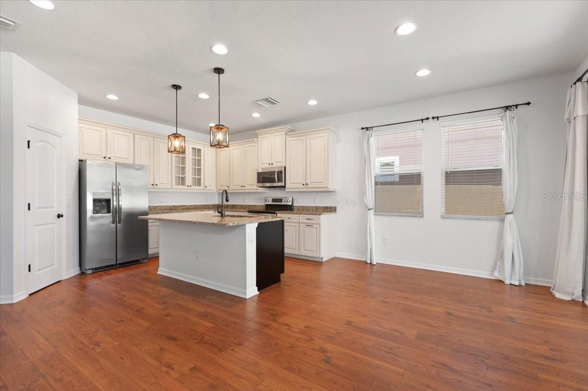 Image 16 of 53 For 4247 Adelaar Drive