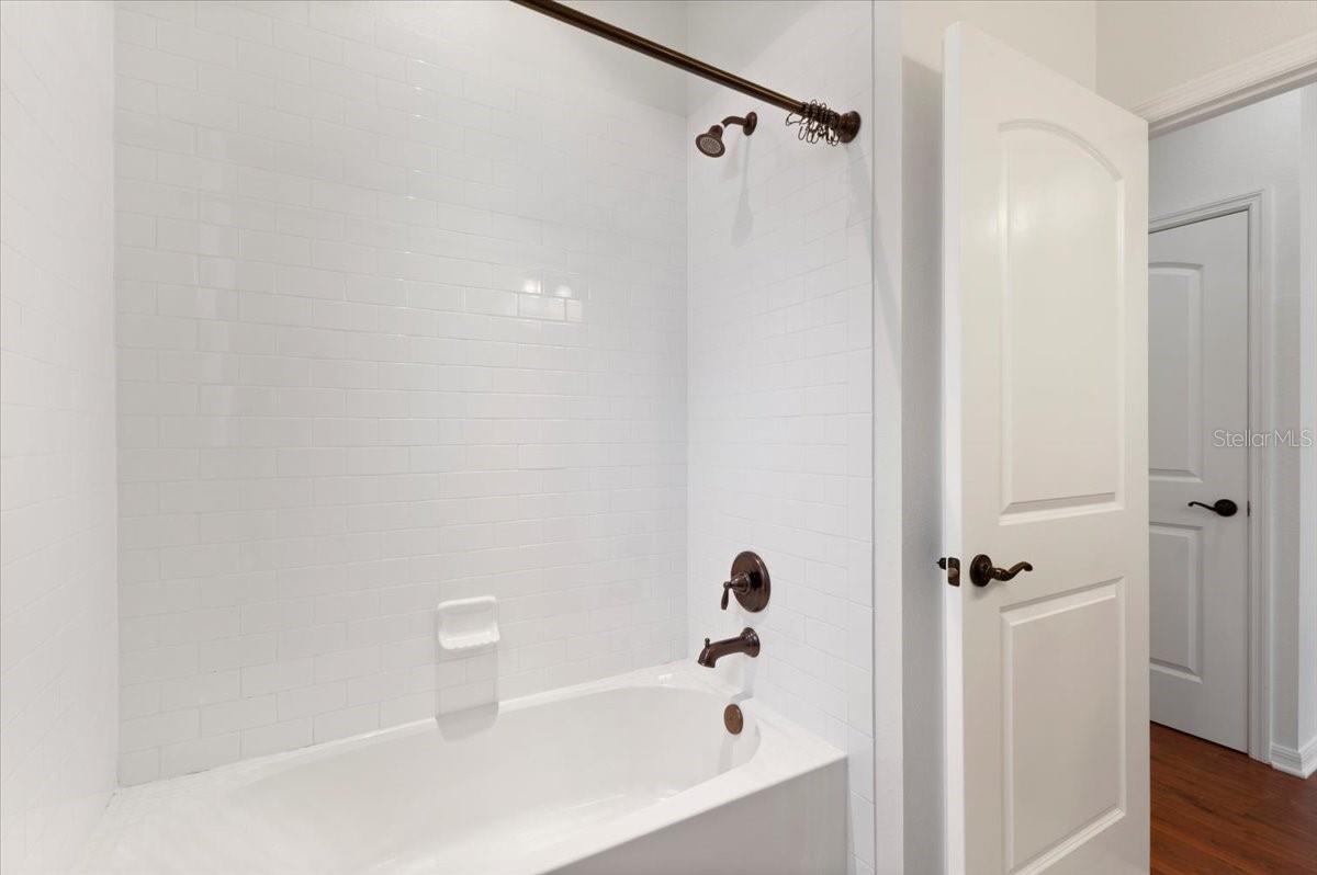 Image 28 of 53 For 4247 Adelaar Drive