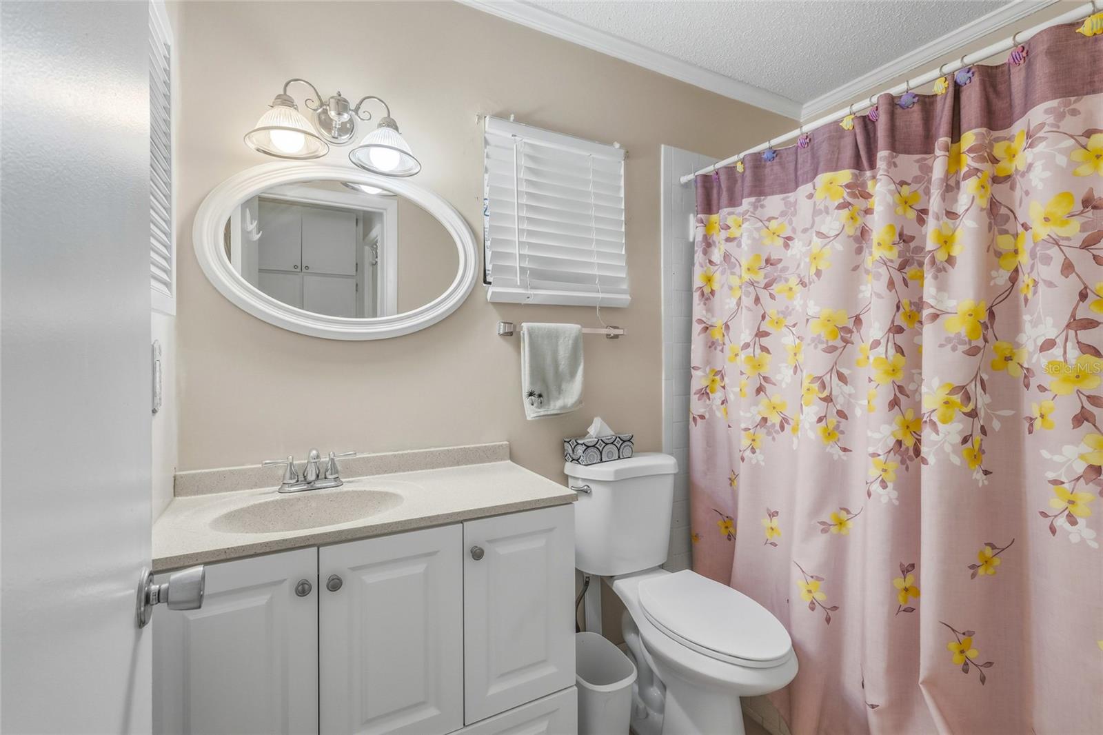 Image 17 of 35 For 3839 Lake Bayshore Drive H516