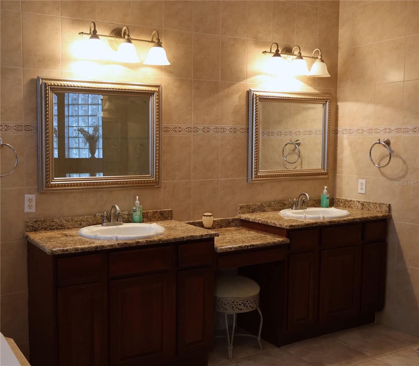 Image 11 of 18 For 201 San Lorenzo Avenue