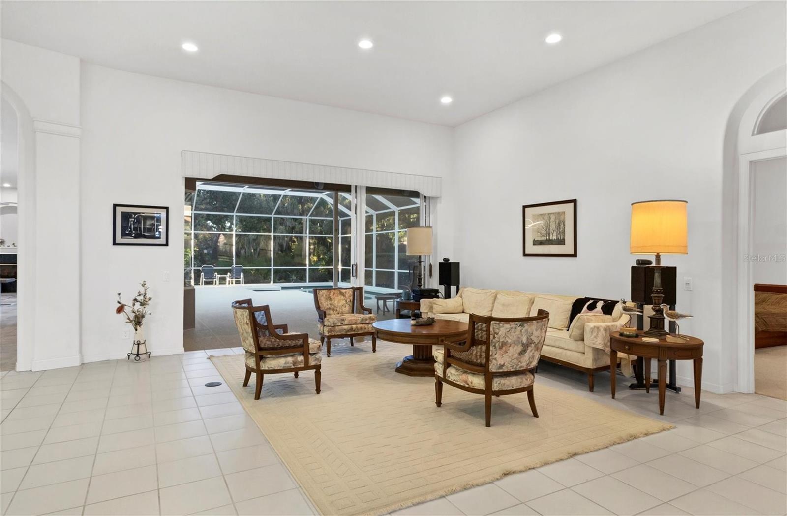 Image 3 of 39 For 8576 Woodbriar Drive