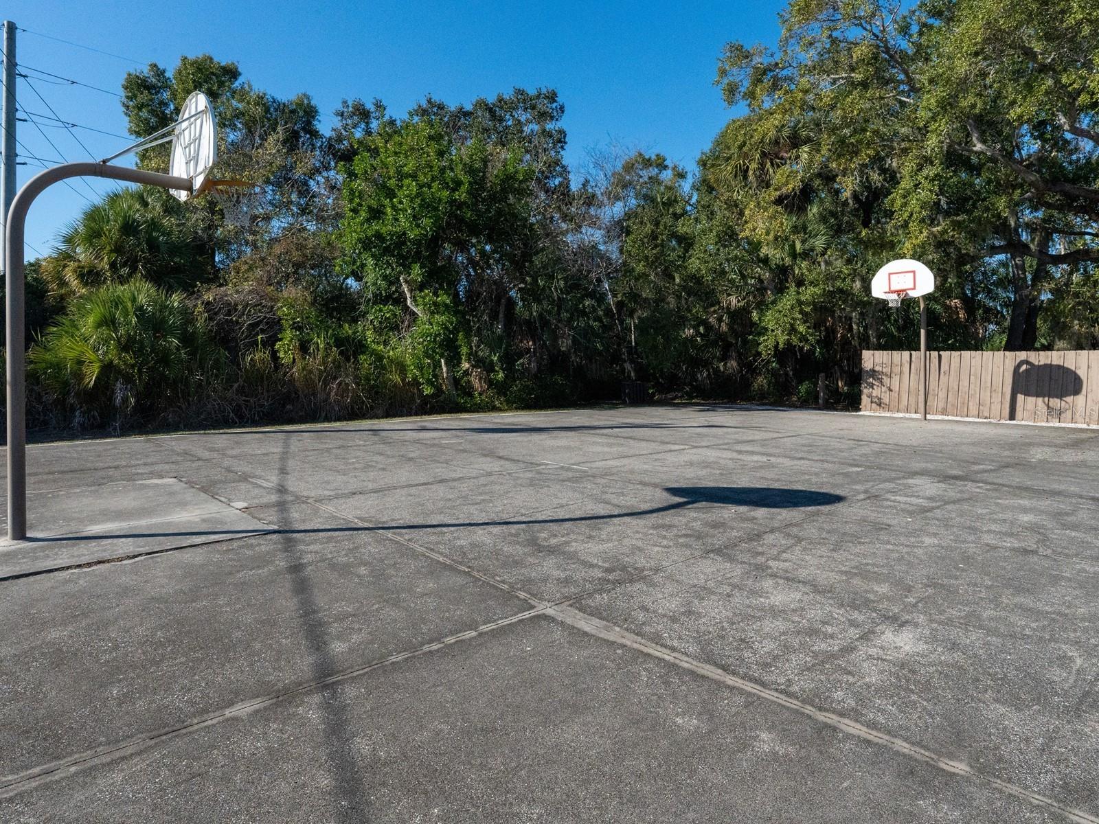 Image 62 of 89 For 5510 Chanteclaire  46