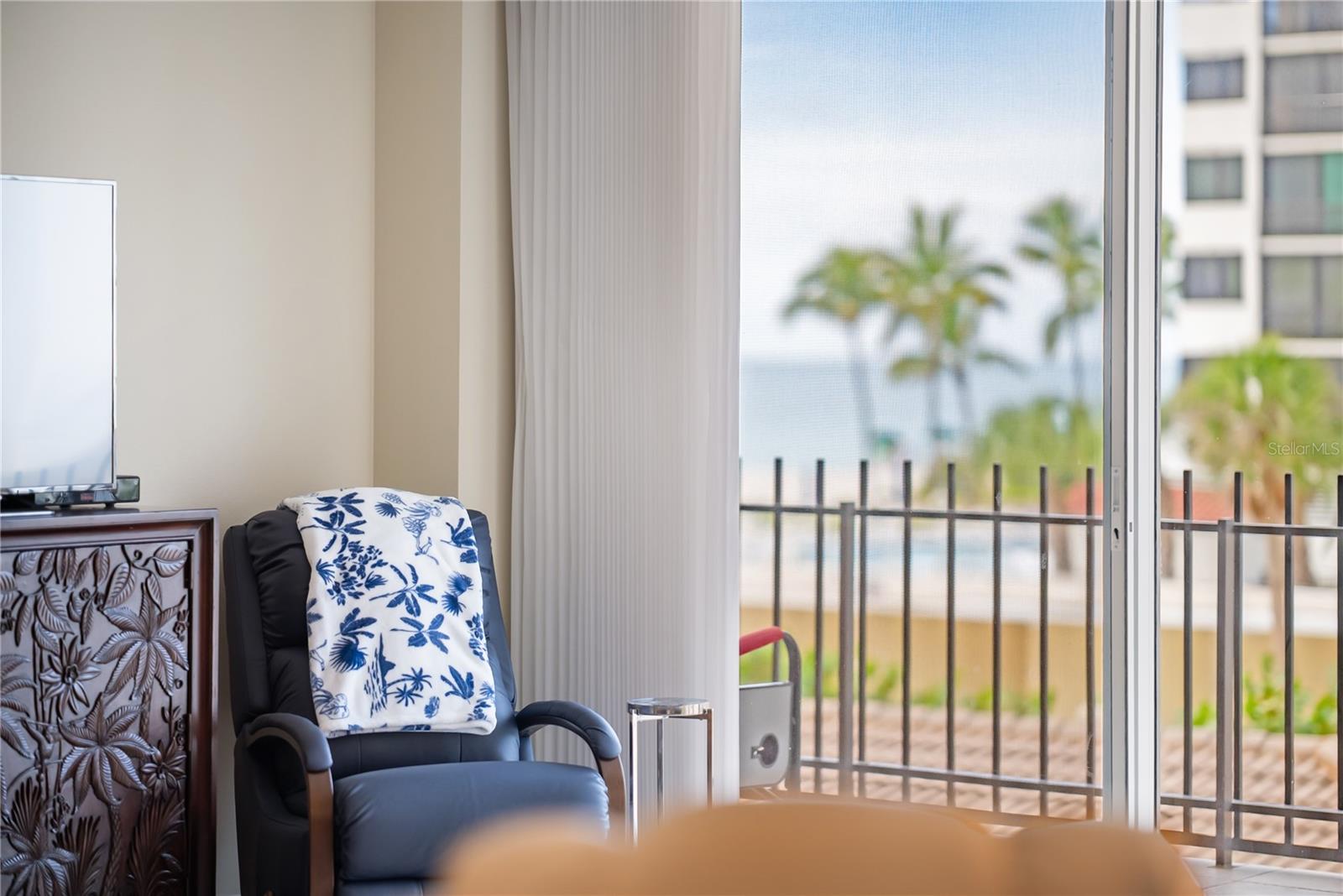 Image 49 of 94 For 1212 Benjamin Franklin Drive 206