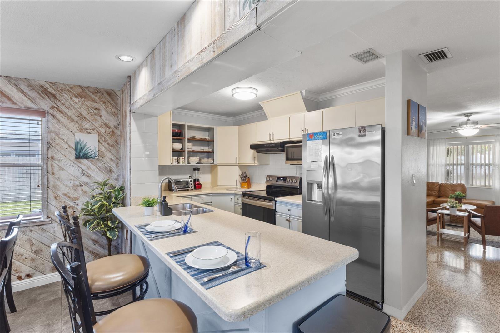 Image 8 of 30 For 2307 Wellesley Drive