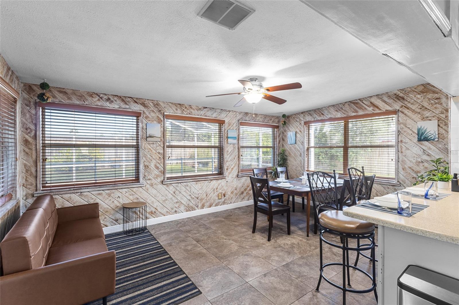 Image 9 of 30 For 2307 Wellesley Drive