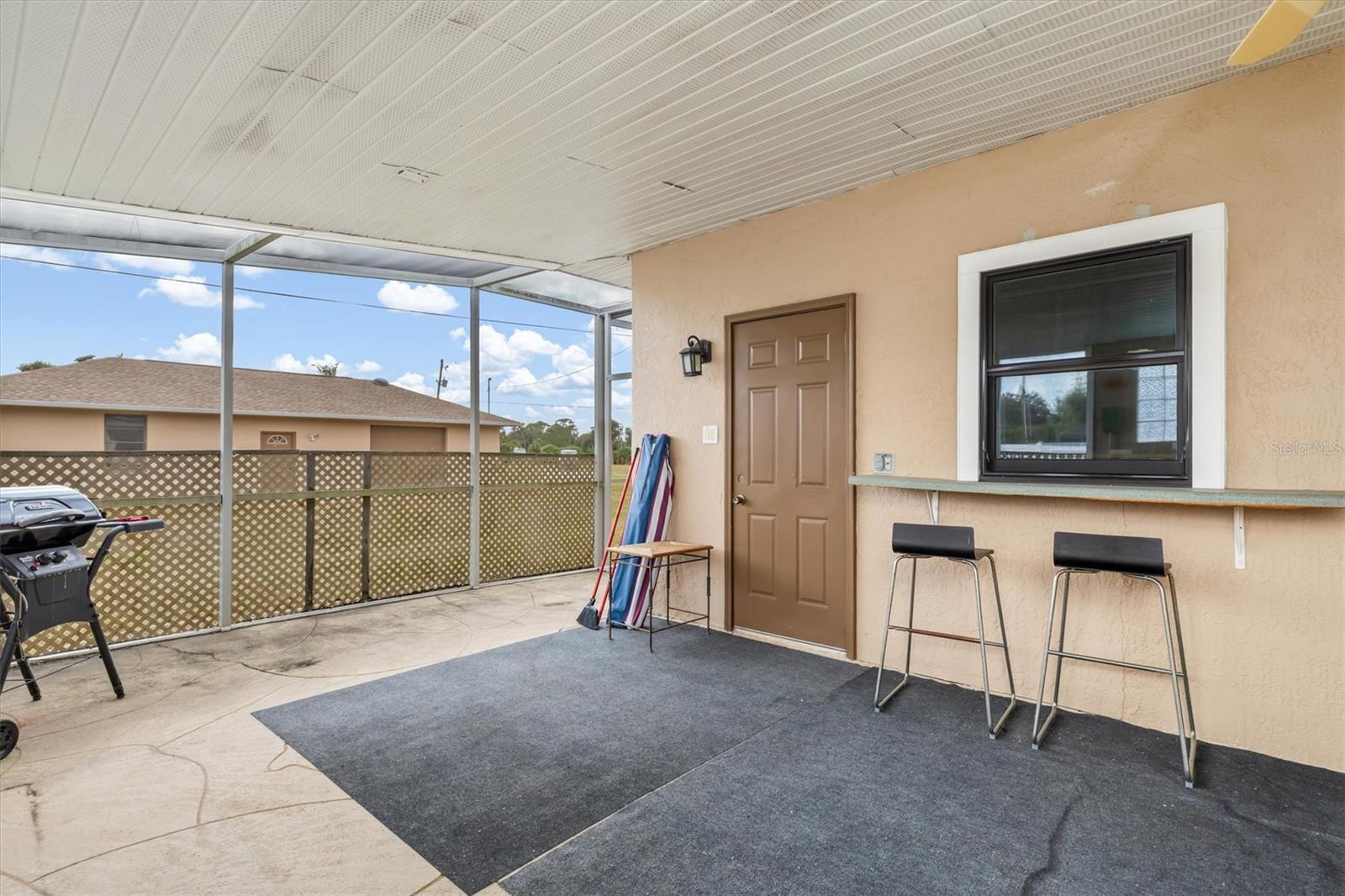 Image 18 of 34 For 11869 Newgate Avenue