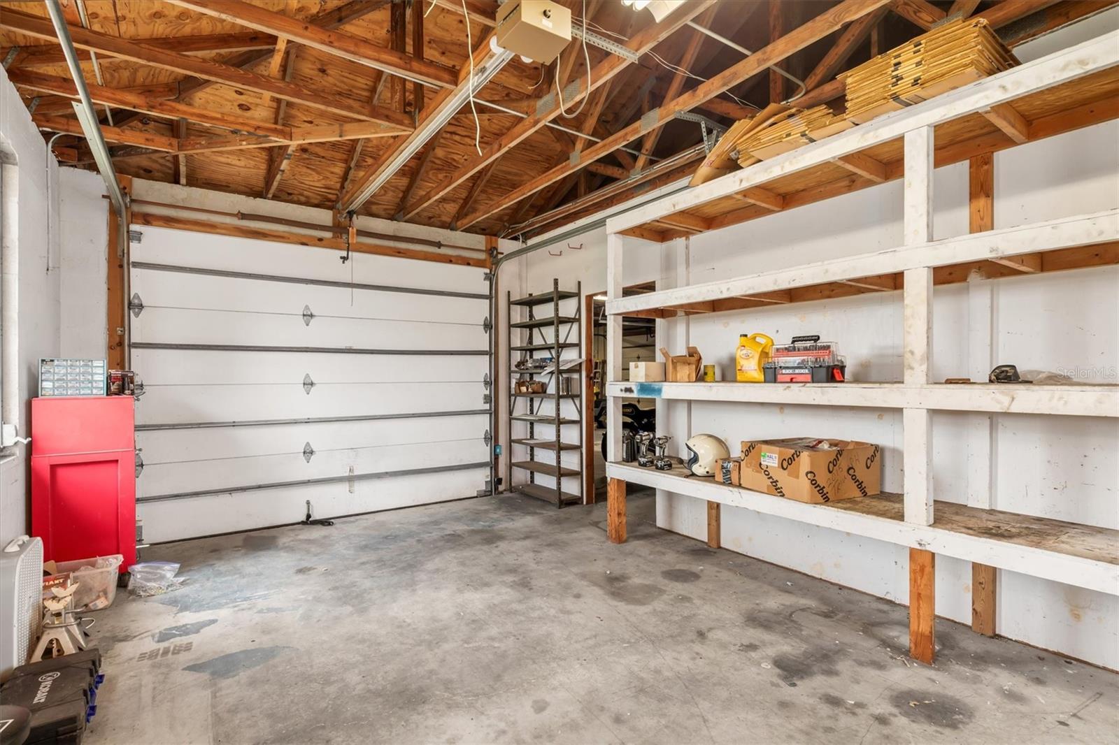 Image 25 of 34 For 11869 Newgate Avenue