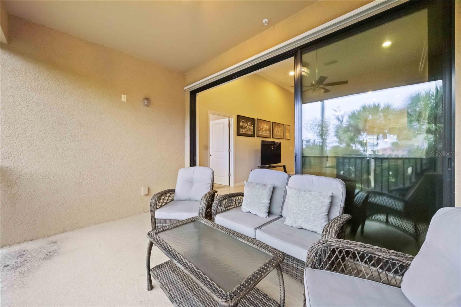 Image 28 of 72 For 13608 Messina Loop 202