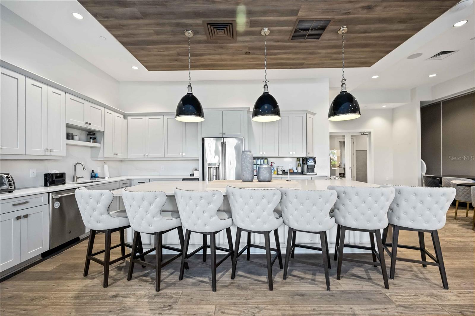 Image 33 of 72 For 13608 Messina Loop 202