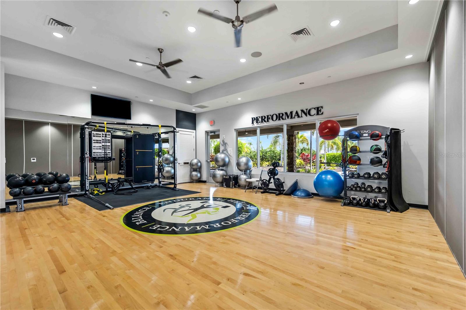 Image 37 of 72 For 13608 Messina Loop 202