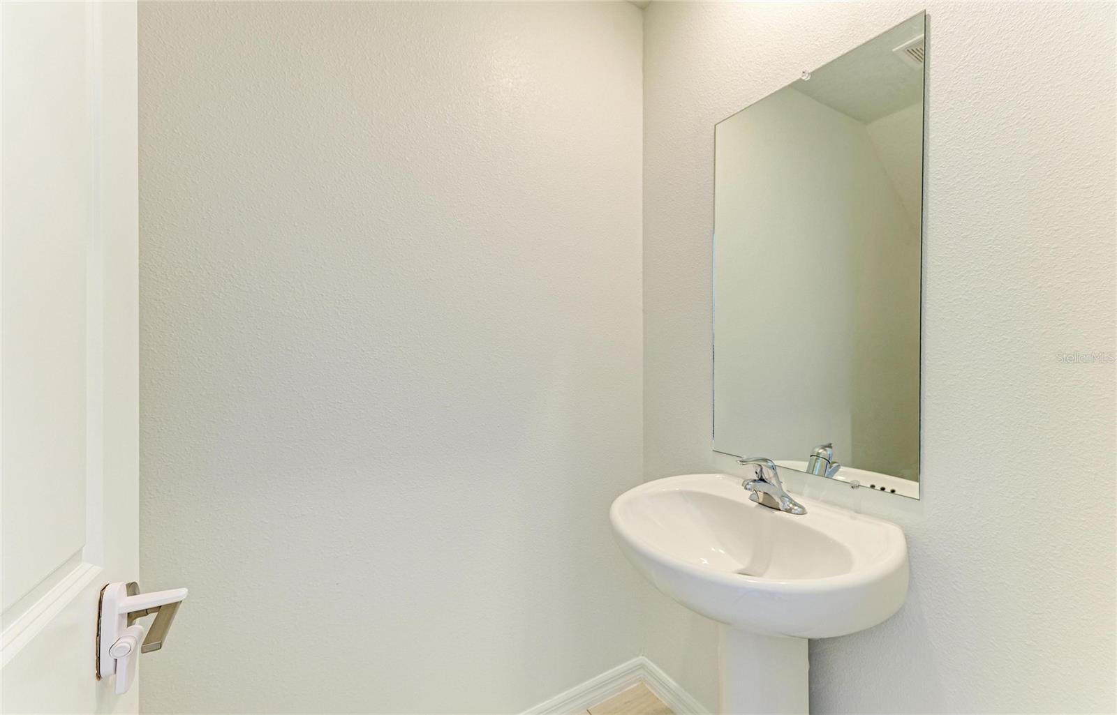 Image 24 of 32 For 13209 Sunset Sapphire Circle