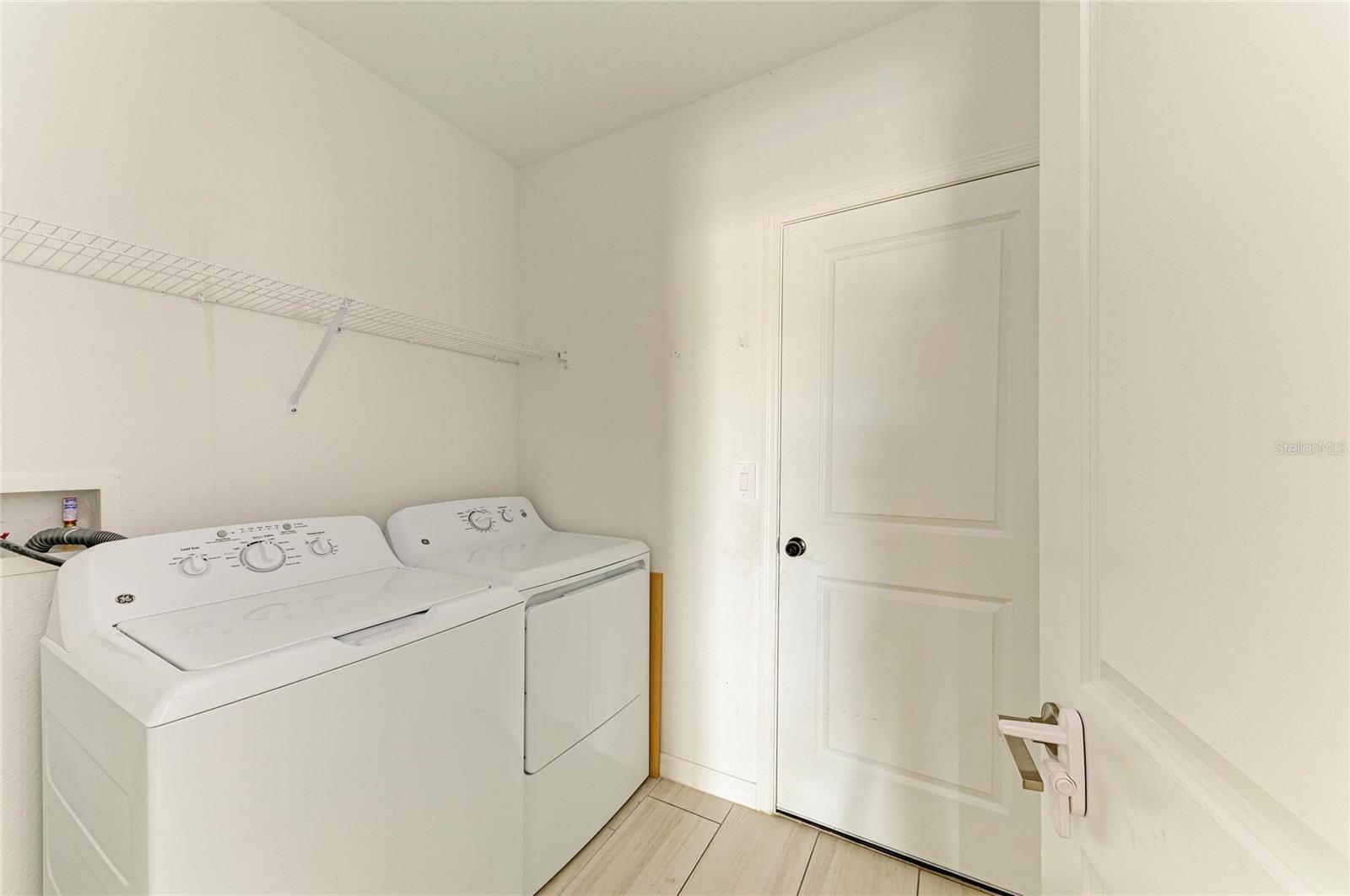 Image 27 of 32 For 13209 Sunset Sapphire Circle