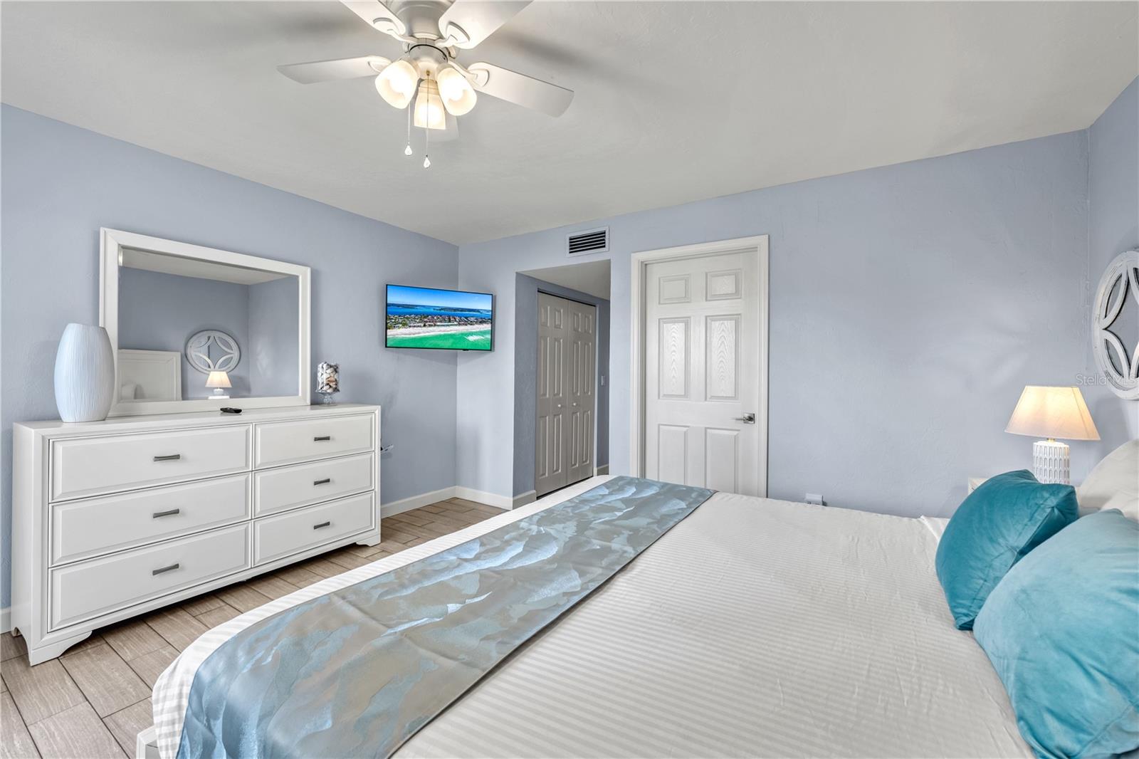 Image 26 of 44 For 1801 Gulf Drive N 176