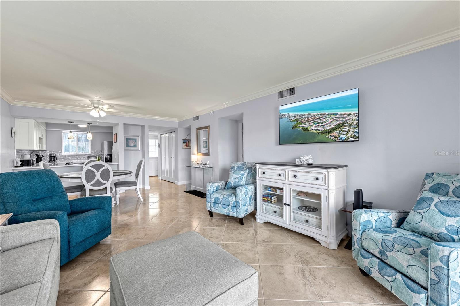 Image 8 of 44 For 1801 Gulf Drive N 176