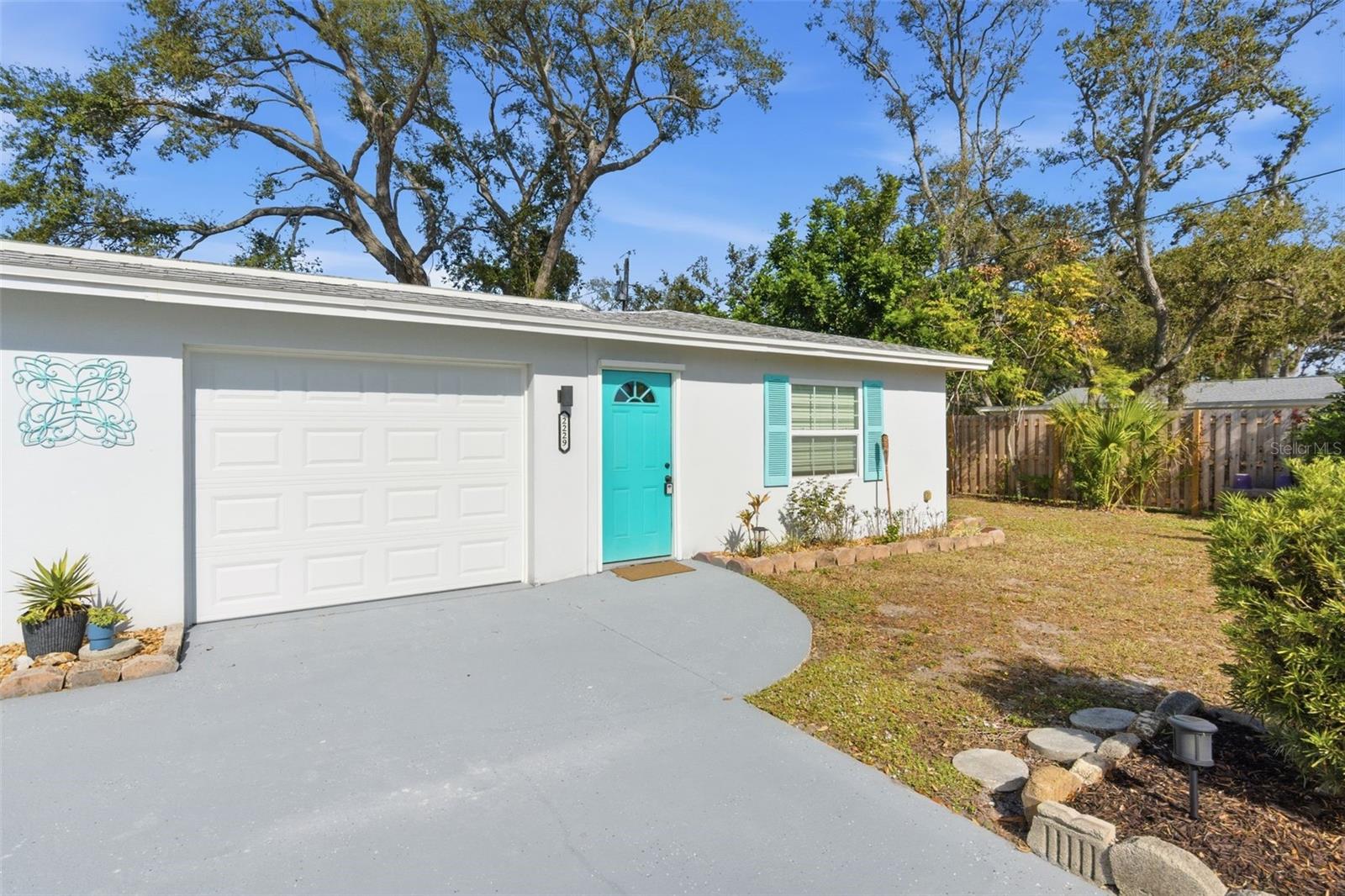 Image 30 of 71 For 2227 Montclair Drive