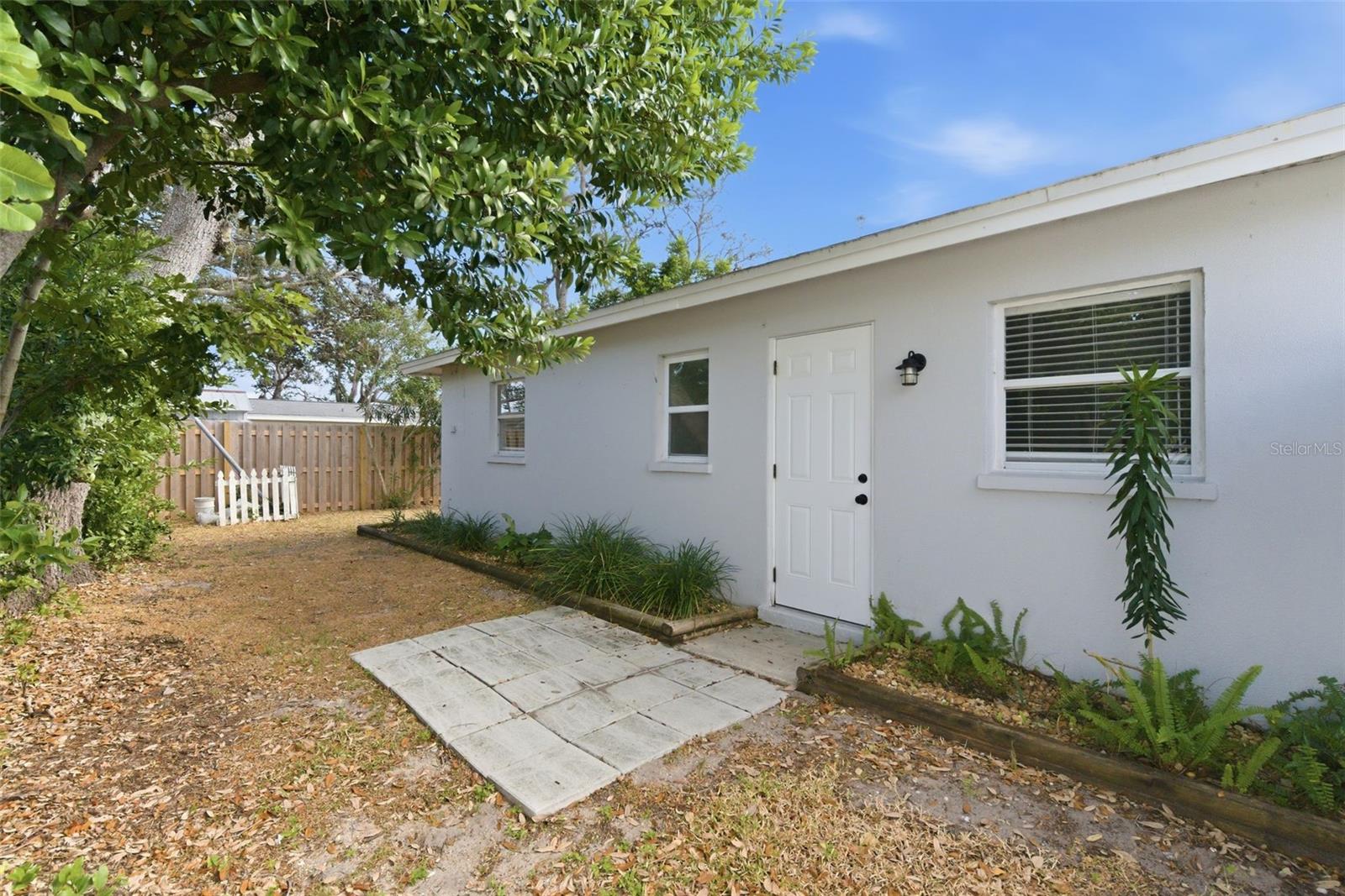 Image 51 of 71 For 2227 Montclair Drive