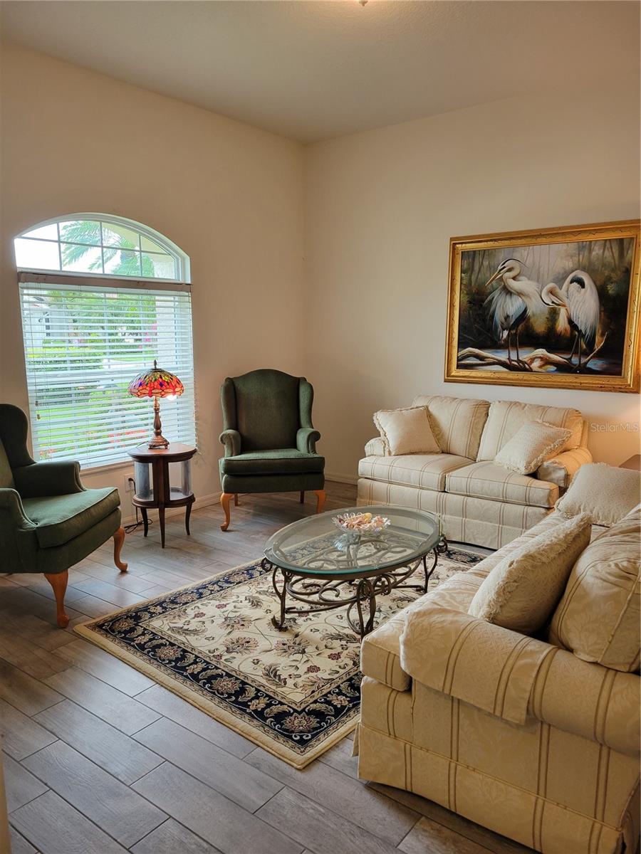 Image 11 of 44 For 6826 Winslow Street