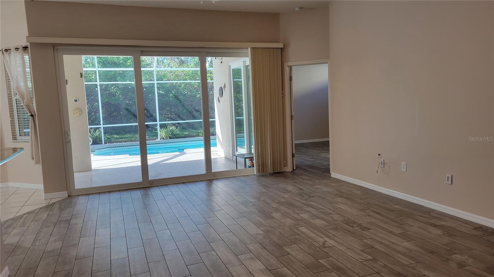 Image 12 of 44 For 6826 Winslow Street