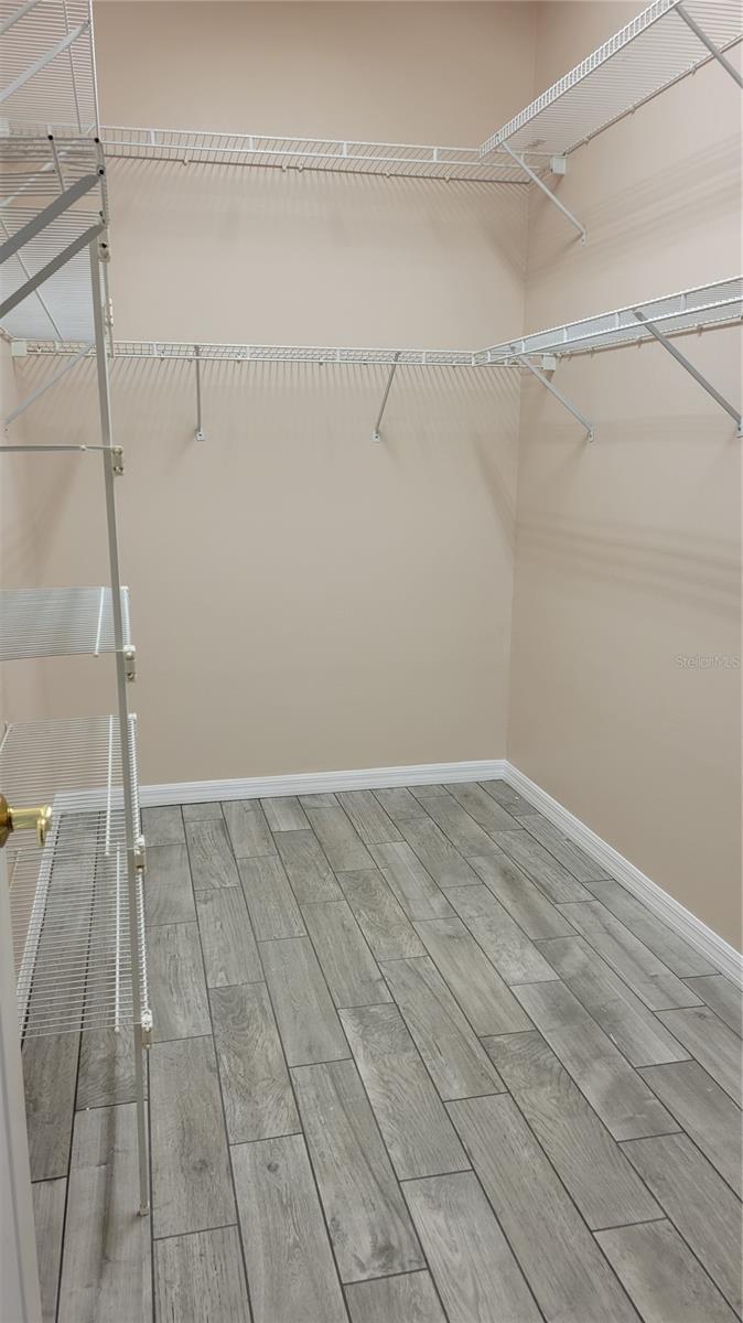 Image 21 of 44 For 6826 Winslow Street