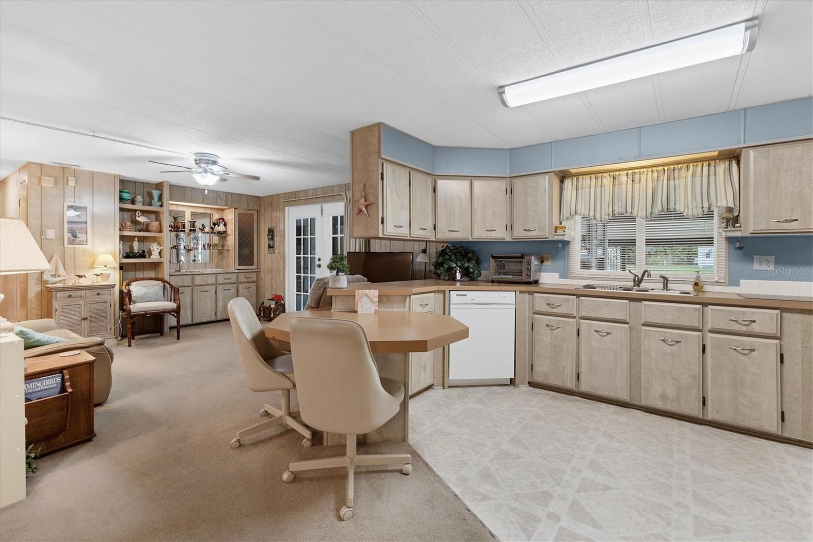 Image 10 of 55 For 1504 43rd Avenue E