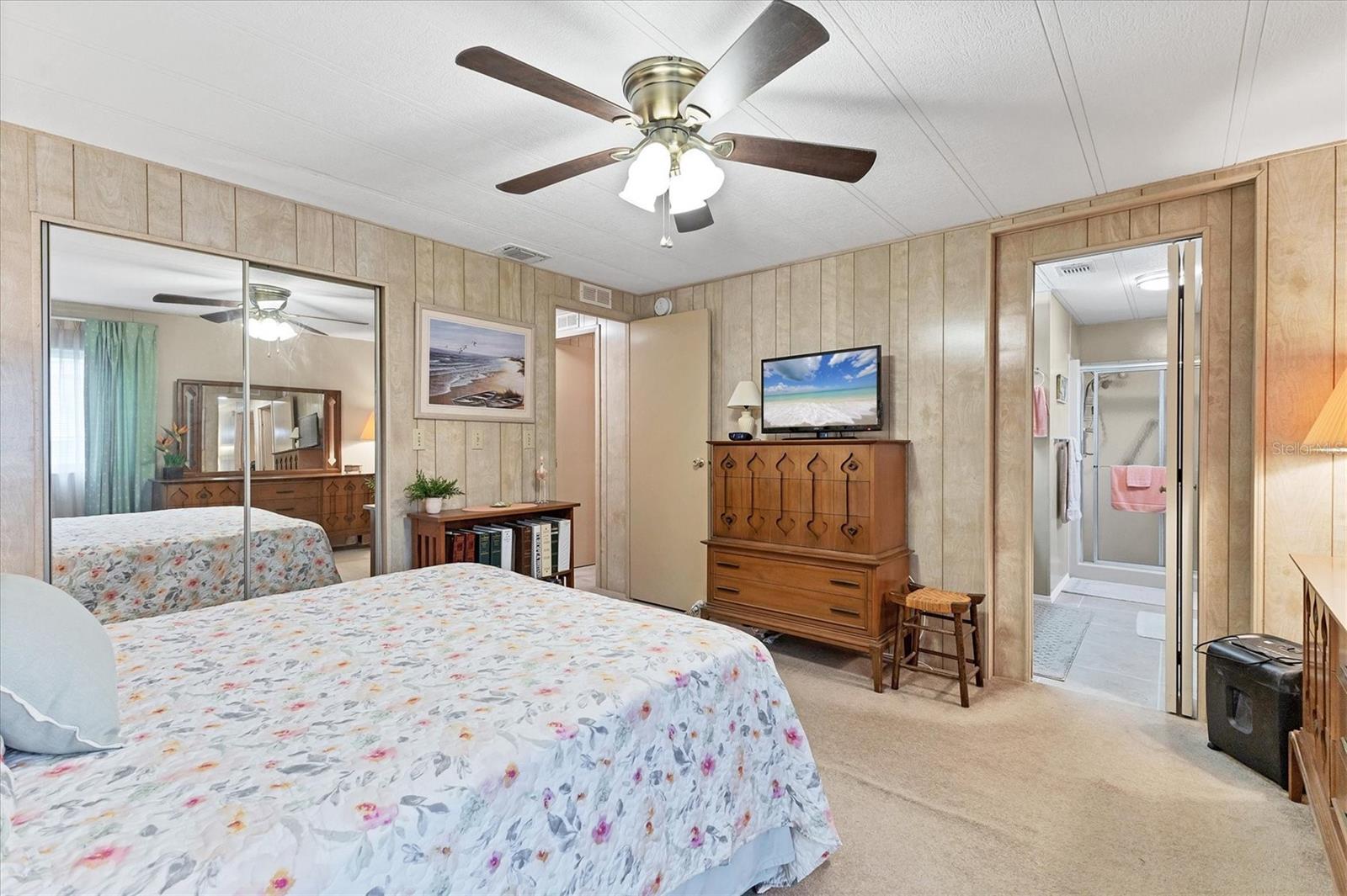 Image 13 of 55 For 1504 43rd Avenue E