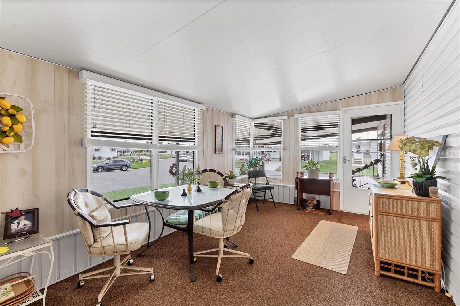 Image 18 of 55 For 1504 43rd Avenue E